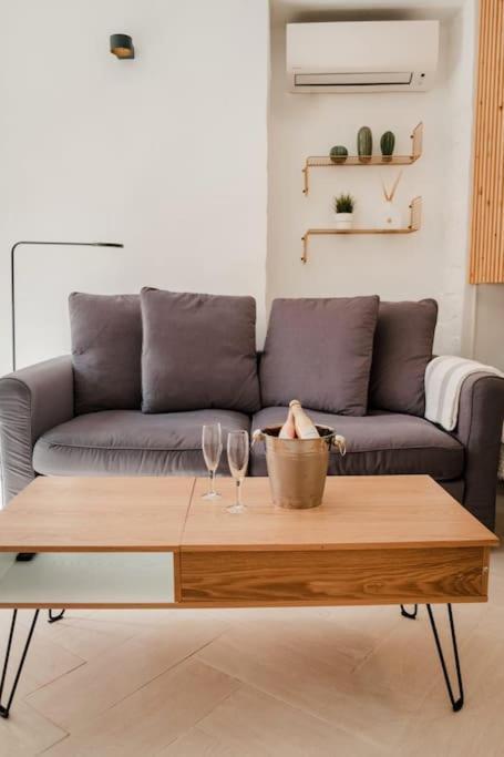 Compleet En Modern Appartement In Het Authentieke Stadshart Villajoyosa Exterior foto